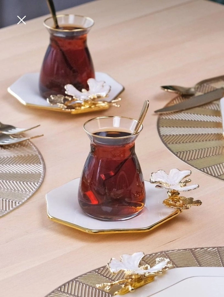 سرویس عصرانه خوری مدل 8ضلعی طرح پروانه 6نفر 35پارچه چینی ترکیه