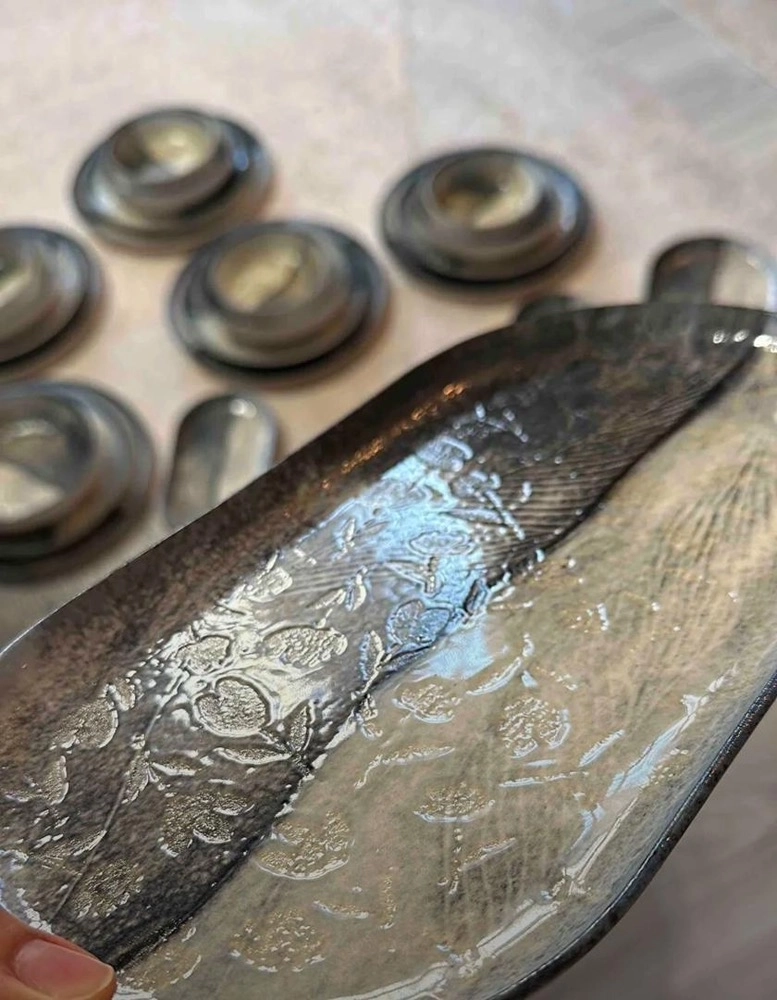 سرویس غذاخوری چینی مدل استخوانی30پارچه 6نفر کاراجا ترکیه