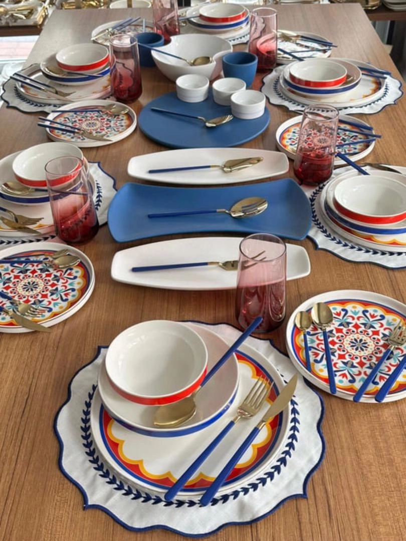 سرویس غذاخوری چینی ۶نفر۹۳ پارچه  ترکیه
